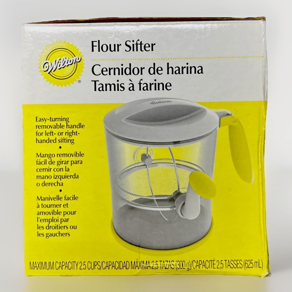 Wilton Flour Sifter 2.5 cups Capacity Ambidextrous Easy Turning Handle Brand New